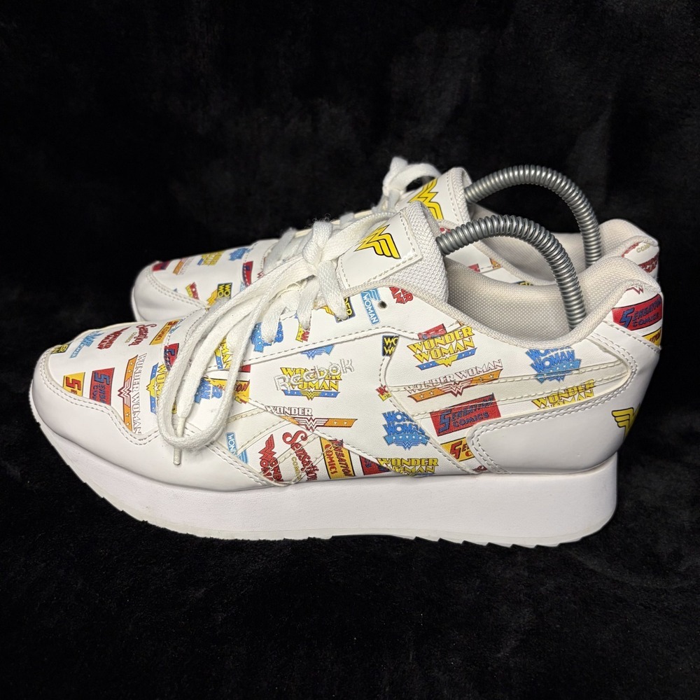 Reebok Wonder Woman Classic Harman Ripple Double GZ8246 Womens 10 White Shoes